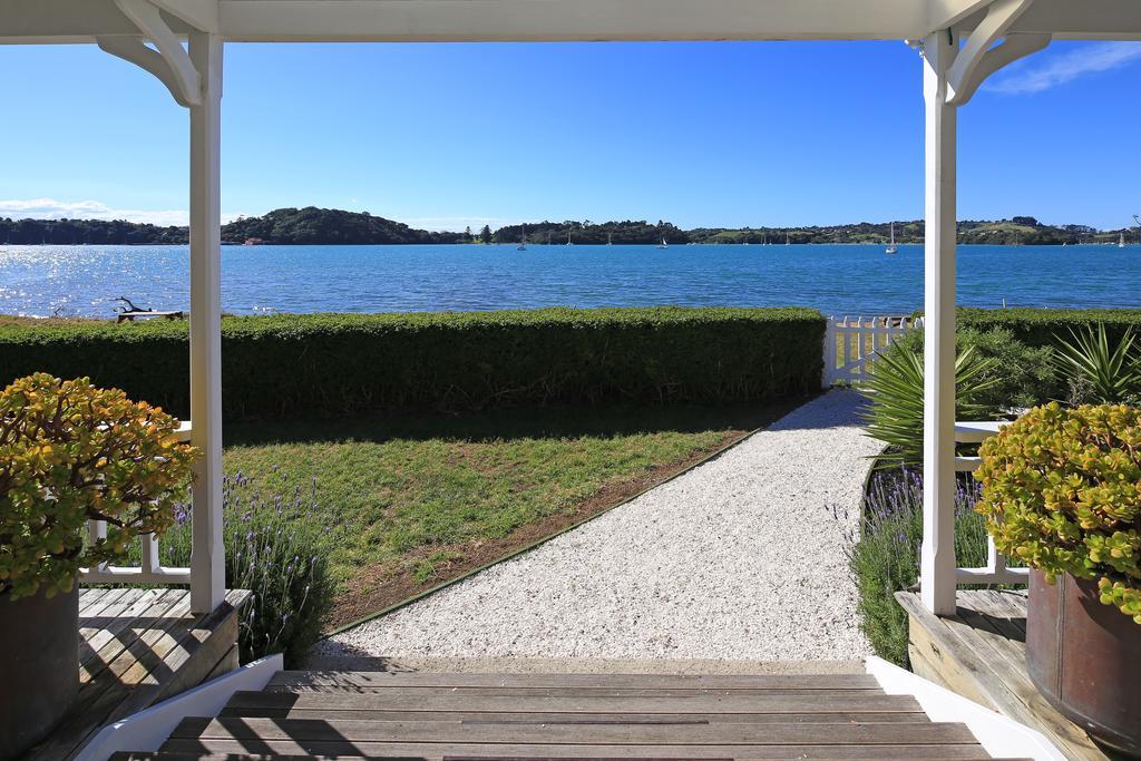 Oakura Bay Villa - Stay Waiheke Te Whau Bay Exterior photo